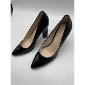 Nine West Black Leather Pumps. Worn Once. Sz 8.5. Stunning!